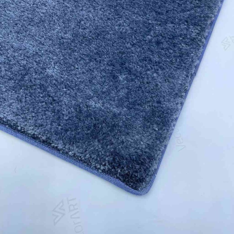 Plain thick diamond carpeting of excellent quality suitable for all rooms blue color N505