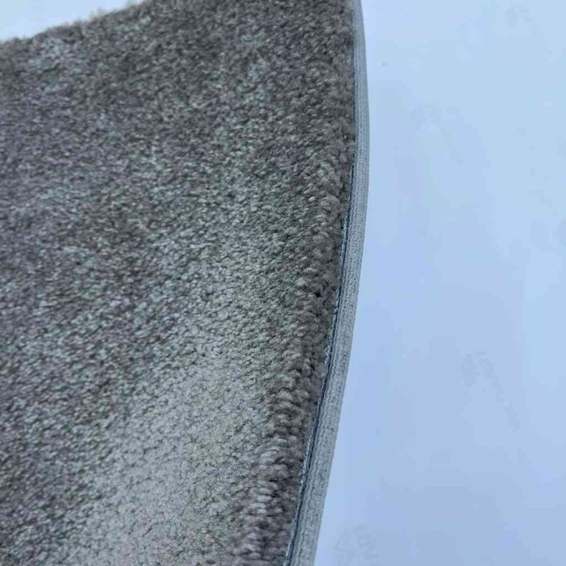 Plain thick diamond carpeting of excellent quality suitable for all rooms gray color N537