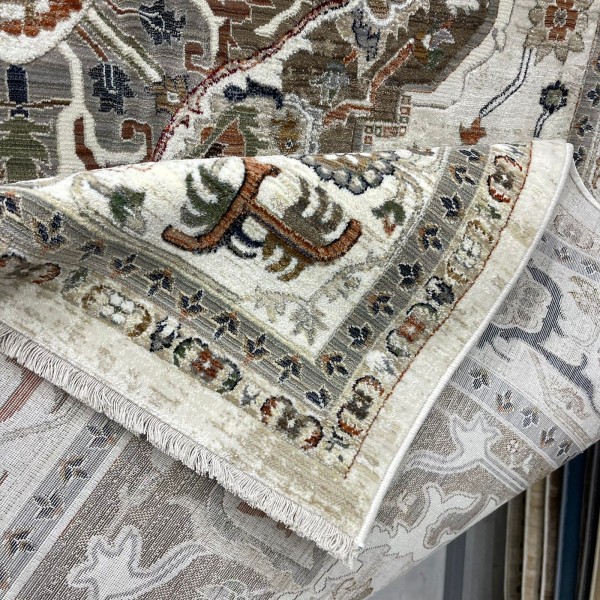 Levon Bohemian Turkish Rug M9262 cream D84424 Size 200*300