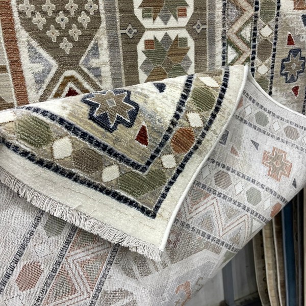Levon Bohemian Turkish Rug L6952 cream D84494 Size 200*300