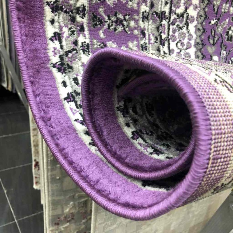 Turkish diamond carpets Move