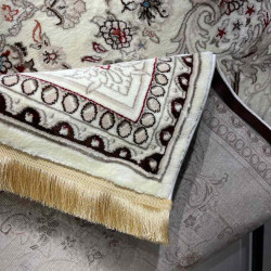 سجاد تركي حرير N232A كريم مقاس 400*600