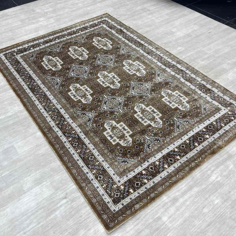 Turkish classic diamond carpet 10939A Brown color size 150*220