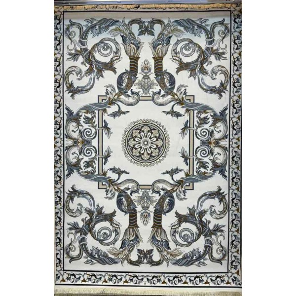 First class Iranian carpet luxurious carpet meticulously crafted from the finest wool and silk royal pattern 2 cream colors size 400*500