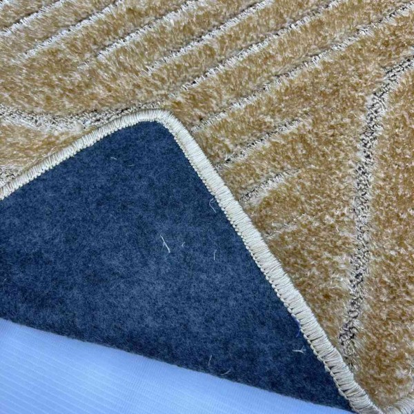 Plain golden panta rug measured by 100*400 linear metres