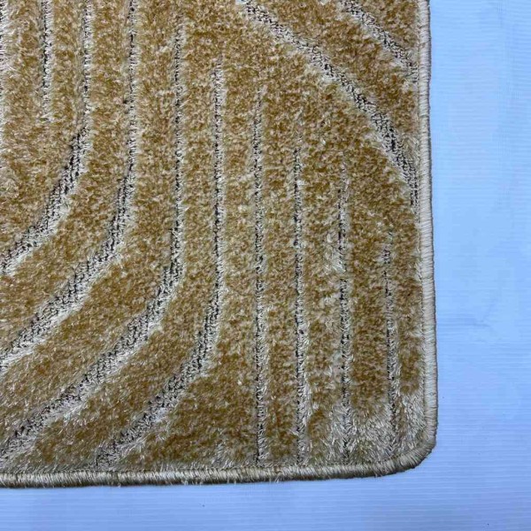 Plain golden panta rug measured by 100*400 linear metres