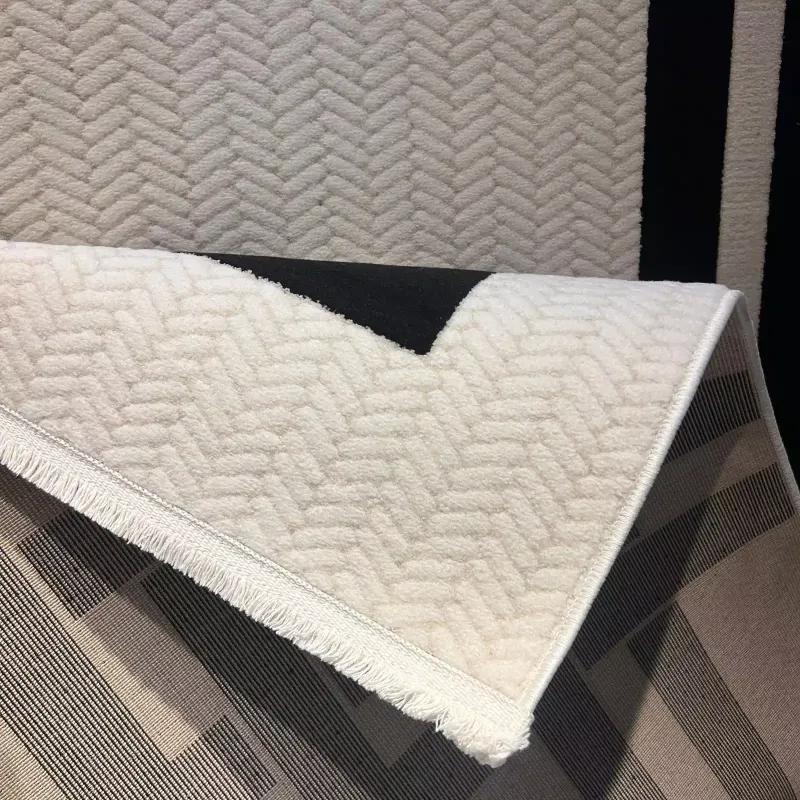 سجاد تركي اطار برواز فريم F603A كريم اسود مقاس 100*200