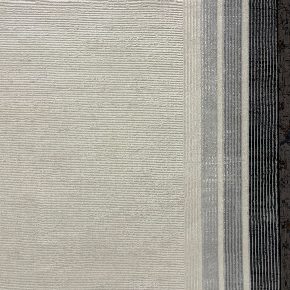 سجاد تركي اطار برواز فيكتوريا 41361A كريم اسود مقاس 150*220