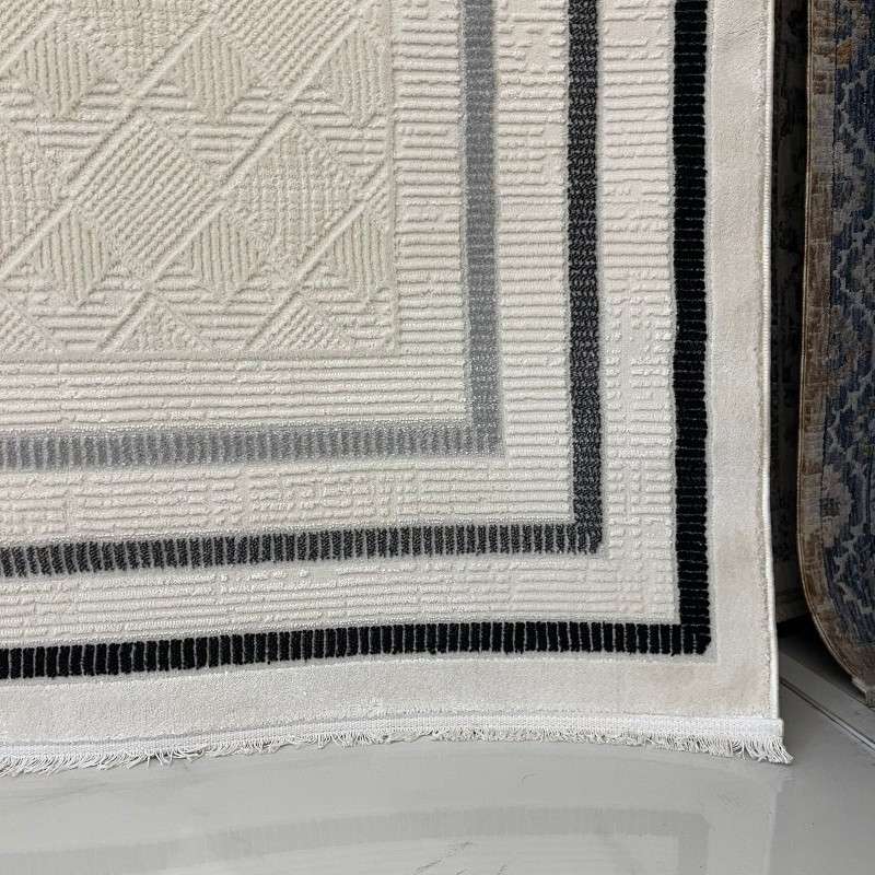 سجاد تركي اطار برواز فيكتوريا 38247A كريم اسود مقاس 200*300