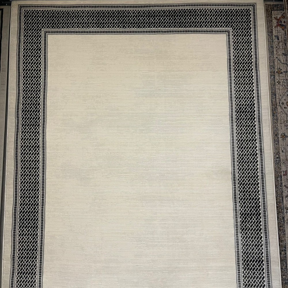 سجاد تركي اطار برواز فيكتوريا 41602A كريم اسود مقاس 150*220