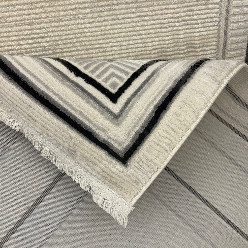 سجاد تركي اطار برواز فيكتوريا 41604A كريم اسود مقاس 200*300