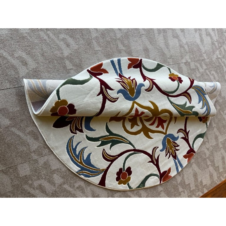 سجاد تركي سوبر ياباني F499A كريم دايري مقاس 150*150