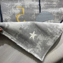 سجاد تركي اطفال كيدز 40684A اللون ابيض رصاصي فاتح مقاس 300*400