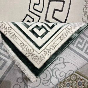 سجاد تركي هيلتون 9668A اخضر مقاس 300*400