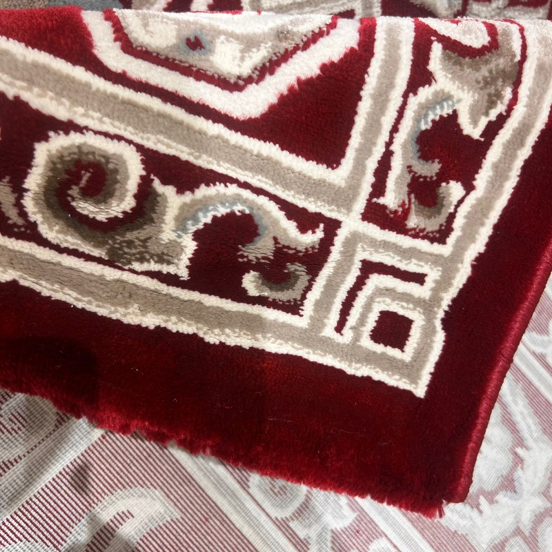 سجاد تركي ياسمين 9073A احمر مقاس 50*80