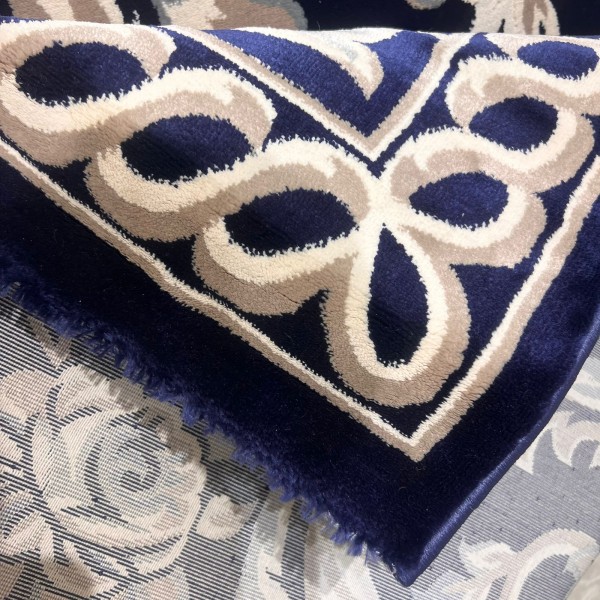 سجاد تركي ياسمين 9074A كحلي مقاس 250*350