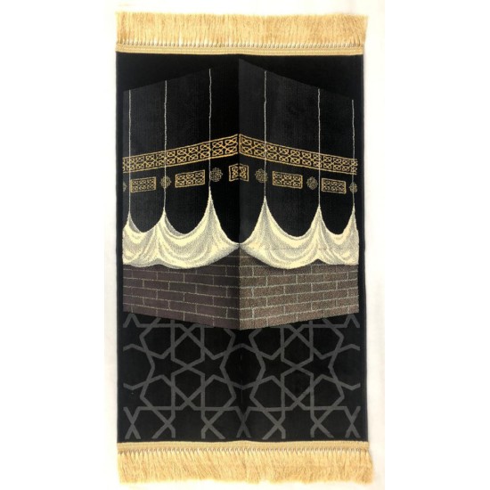 Luxurious prayer rug inspired by the Great Mosque of Mecca