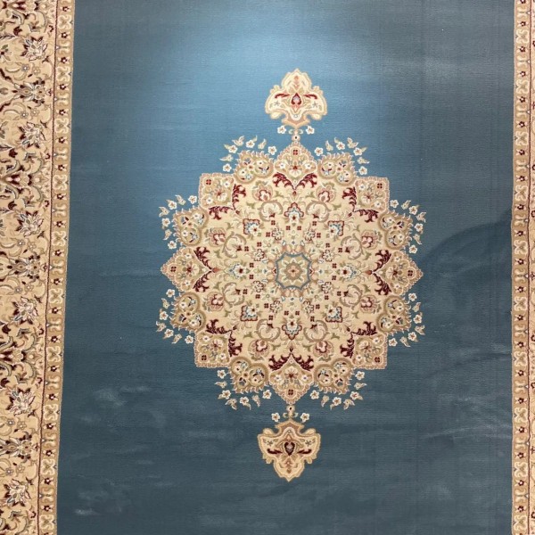 سجاد اصفهان تركي كلاسيك E506B سماوي مقاس  100*200