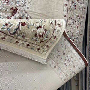 سجاد اصفهان تركي كلاسيك E506B كريم مقاس 300*400