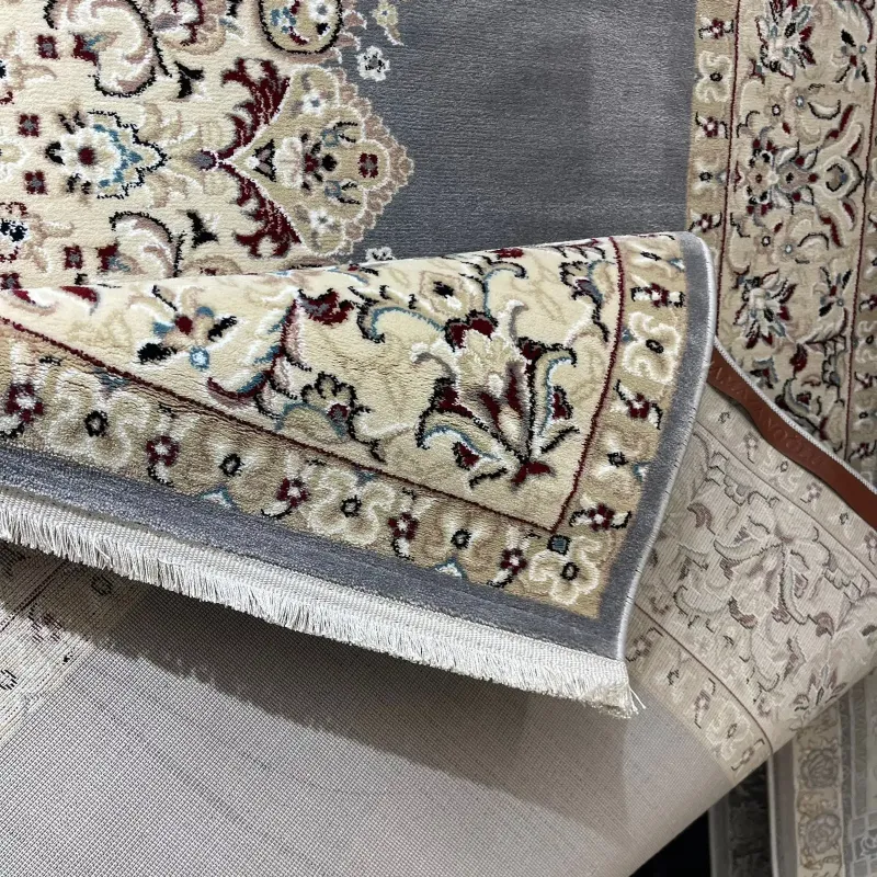 سجاد اصفهان تركي كلاسيك E506B رصاصي مقاس 300*600