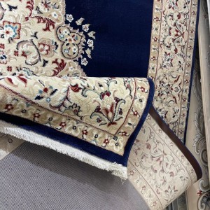 سجاد اصفهان تركي كلاسيك E506B كحلي مقاس 400*400
