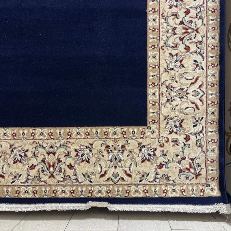 سجاد اصفهان تركي كلاسيك E506B كحلي مقاس 400*800